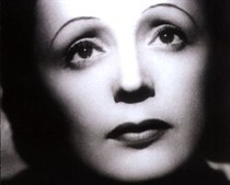 EDITH PIAF: da bambina di strada a cantante di successo